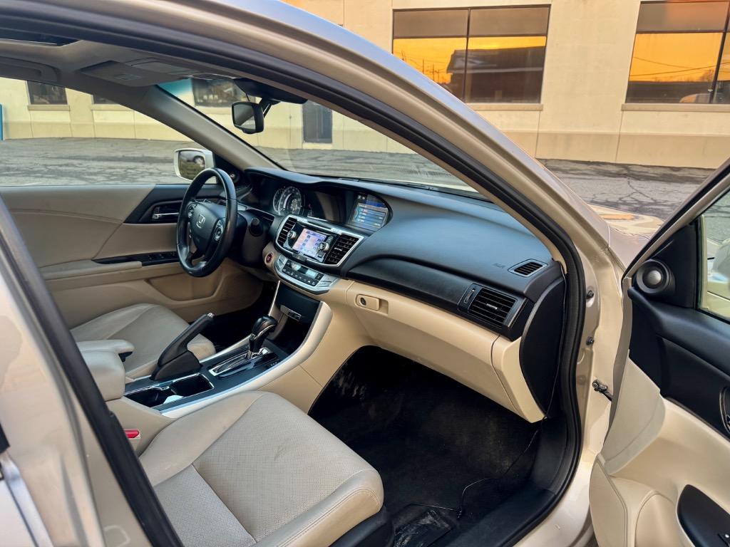 2013 Honda Accord EX-L V6 photo